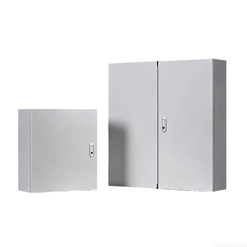 ¿Cómo mejora la seguridad eléctrica una caja de distribución eléctrica metálica montada en la pared?